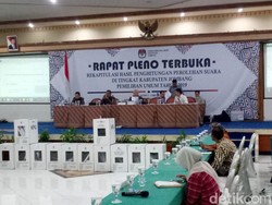 Saksi Prabowo dan Jokowi Sepakat Terima Rekapitulasi KPU Jombang, Ini Hasilnya