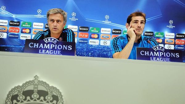 Melihat Lagi Kebersamaan Mourinho dan Iker Casillas di Real Madrid