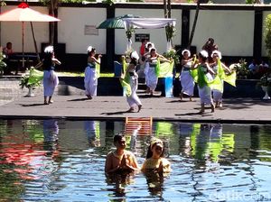 Sambut Ramadhan, Boyolali Gelar Tradisi Mandi di Kolam Raja