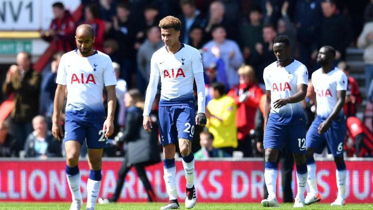 Tottenham kalah dari Bournemouth setelah bermain dengan sembilan orang. (Foto: Dylan Martinez/Reuters)