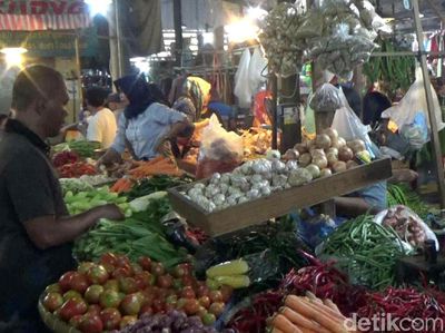 Waduh! Jelang Ramadhan Bawang Putih Tembus Rp 80.000/Kg