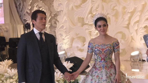 Reino dan Syahrini