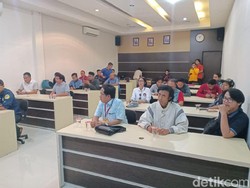 Perekam Video Kelompok Berbaju Hitam Coret Jembatan di Malang Terungkap