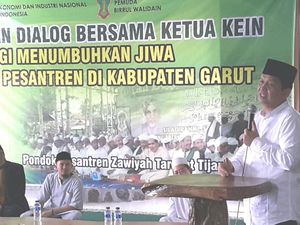 Mencetak Santri sebagai Entrepreneur dan Eksportir Mencetak Santri sebagai Entrepreneur dan Eksportir