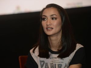 Atiqah Hasiholan Bingung soal New Normal