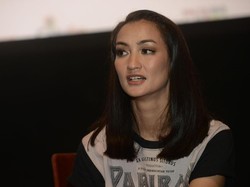 Atiqah Hasiholan Bingung soal New Normal