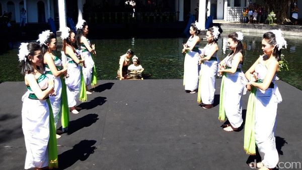 Foto: Padusan, Tradisi Mandi di Boyolali Sebelum Puasa