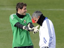 Mourinho Orang Pertama yang Cari Casillas saat Nyaris Mati