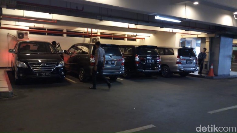 KPK Geledah Ruangan Anggota DPR