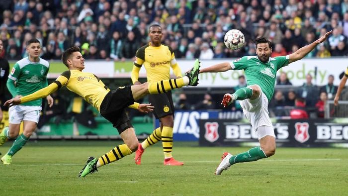 Borussia Dortmund gagal dekati Bayern Munich usai seri di markas Werder Bremen 1-1. (Foto: Fabian Bimmer / Reuters) Borussia Dortmund gagal dekati Bayern Munich usai seri di markas Werder Bremen 1-1. (Foto: Fabian Bimmer / Reuters)