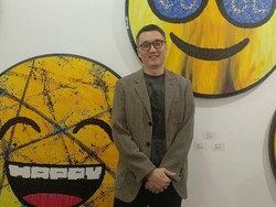 Uniknya Ragam Emoticon di Lukisan-lukisan 3D Mochtar Sarman