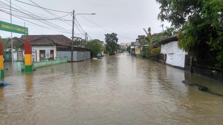 Diguyur Hujan 3 Jam, Rawa Bangun Pangkalpinang Terendam Banjir