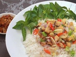 Menu Harian Ramadhan ke-16 : Lahap Makan Nasi Gurih Berlauk Ikan Asin