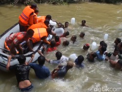 Terpeleset Saat Mandi di Sungai, Warga Lamongan Tewas Setelah Hilang 3 Jam