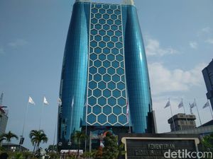 Beda Bongkar Pasang Pejabat BUMN Era Rini Soemarno dan Erick Thohir Beda Bongkar Pasang Pejabat BUMN Era Rini Soemarno dan Erick Thohir