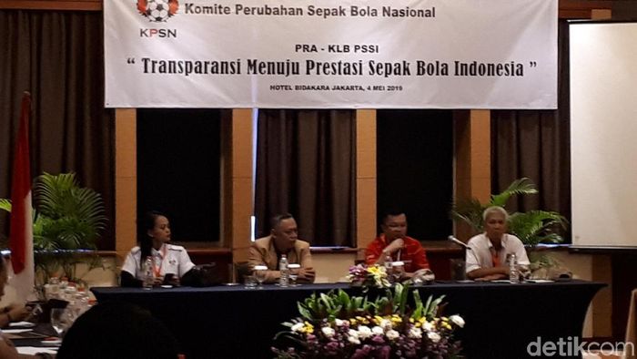 KPSN mendesak Kongres pemilihan ketua umum. (Mercy Raya/detikSport) KPSN mendesak Kongres pemilihan ketua umum. (Mercy Raya/detikSport)