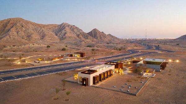 Terbengkalai di Gurun Pasir, Bangunan Tua Disulap Jadi Hotel Mewah