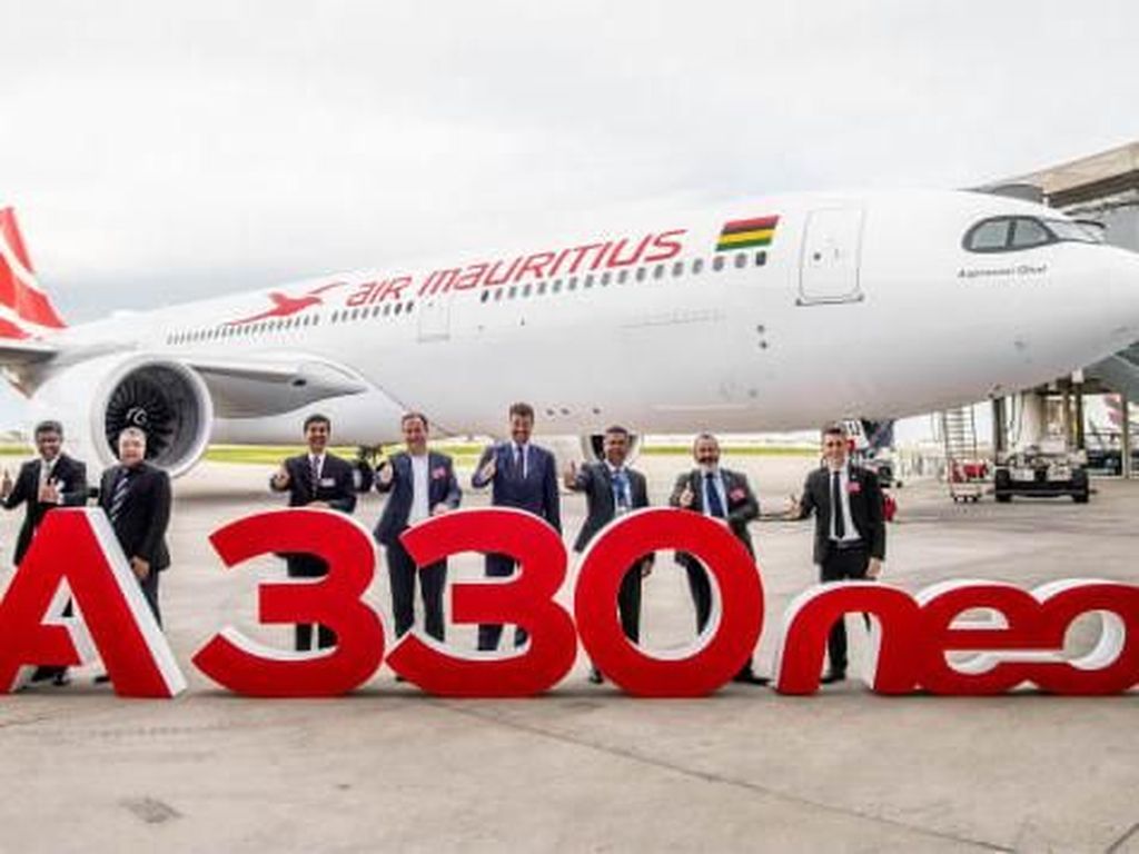 Video Unik Perakitan Airbus A330neo dalam 2 Menit Video Unik Perakitan Airbus A330neo dalam 2 Menit