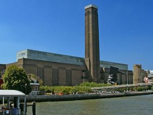 Museum Seni Ini Dulunya Bekas Pembangkit Listrik