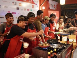 Buktikan Suami Sejati, Para Lelaki dari Komunitas Ini Belajar Masak