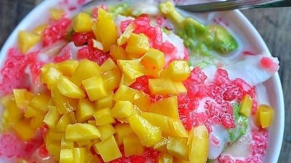 Jangan Ngiler! Menu Buka Puasa Es Campur Manis Ini Paling Enak