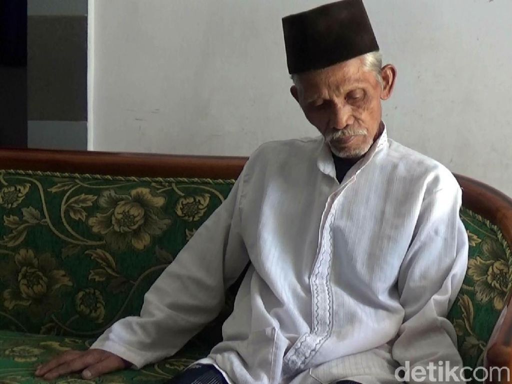 900 Jemaah Islam Aboge di Probolinggo Berpuasa Besok 900 Jemaah Islam Aboge di Probolinggo Berpuasa Besok