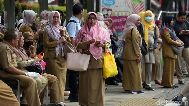 4 Rincian Pencairan hingga Besaran Gaji ke-13 dan THR PNS Tahun Ini