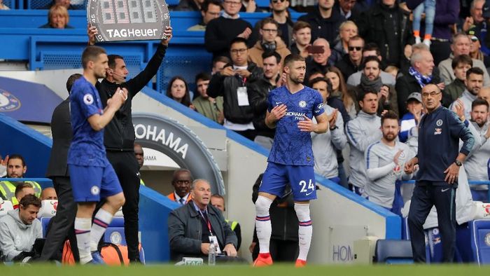 Bek tengah Chelsea Gary Cahill kesal dengan perlakuan Maurizio Sarri. (Foto: Richard Heathcote / Getty Images) Bek tengah Chelsea Gary Cahill kesal dengan perlakuan Maurizio Sarri. (Foto: Richard Heathcote / Getty Images)