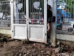 Telat Masuk Hari Pertama Puasa, ASN di Maros Menyelusup Lewat Pagar