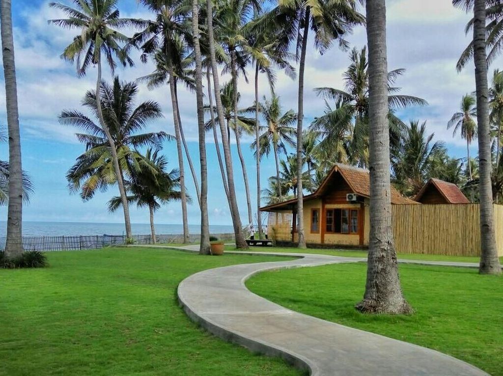 Banyuwangi Bikin Wisata Buka Puasa di Tepi Pantai Berlatar Selat Bali Banyuwangi Bikin Wisata Buka Puasa di Tepi Pantai Berlatar Selat Bali