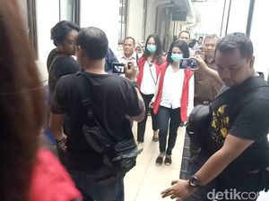Kuasa Hukum Ragu Ayah Vanessa Angel akan Besuk Anaknya Kuasa Hukum Ragu Ayah Vanessa Angel akan Besuk Anaknya