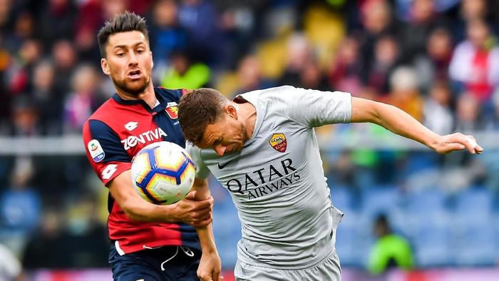 AS Roma ditahan imbang Genoa 1-1. (Foto: Paolo Rattini/Getty Images) AS Roma ditahan imbang Genoa 1-1. (Foto: Paolo Rattini/Getty Images)
