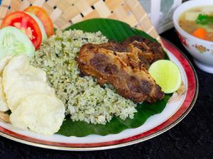 Menu Buka Puasa Nikmat, Lontong Rendang dan Nasgor Buntut Ada di Sini