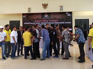 Kompaknya Pendukung Jokowi dan Prabowo di Bekasi