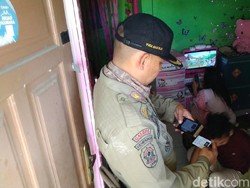 Satpol PP Ciamis Temukan Dua Pasang Muda Mudi Indehoi di Kamar