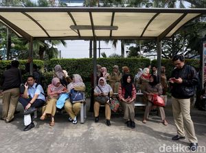 Jokowi Teken Aturan Penilaian Kinerja PNS, Ini Isinya Jokowi Teken Aturan Penilaian Kinerja PNS, Ini Isinya