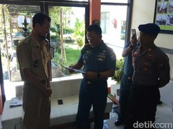 TNI AL di Banyuwangi Serahkan Speed Boat yang Ditemukan ke Pemilik