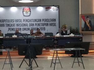 KPU Gelar Dua Panel Rekapitulasi Pemilu Luar Negeri KPU Gelar Dua Panel Rekapitulasi Pemilu Luar Negeri