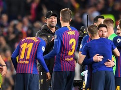 Apa yang Dibisikkan Klopp ke Messi di Camp Nou?
