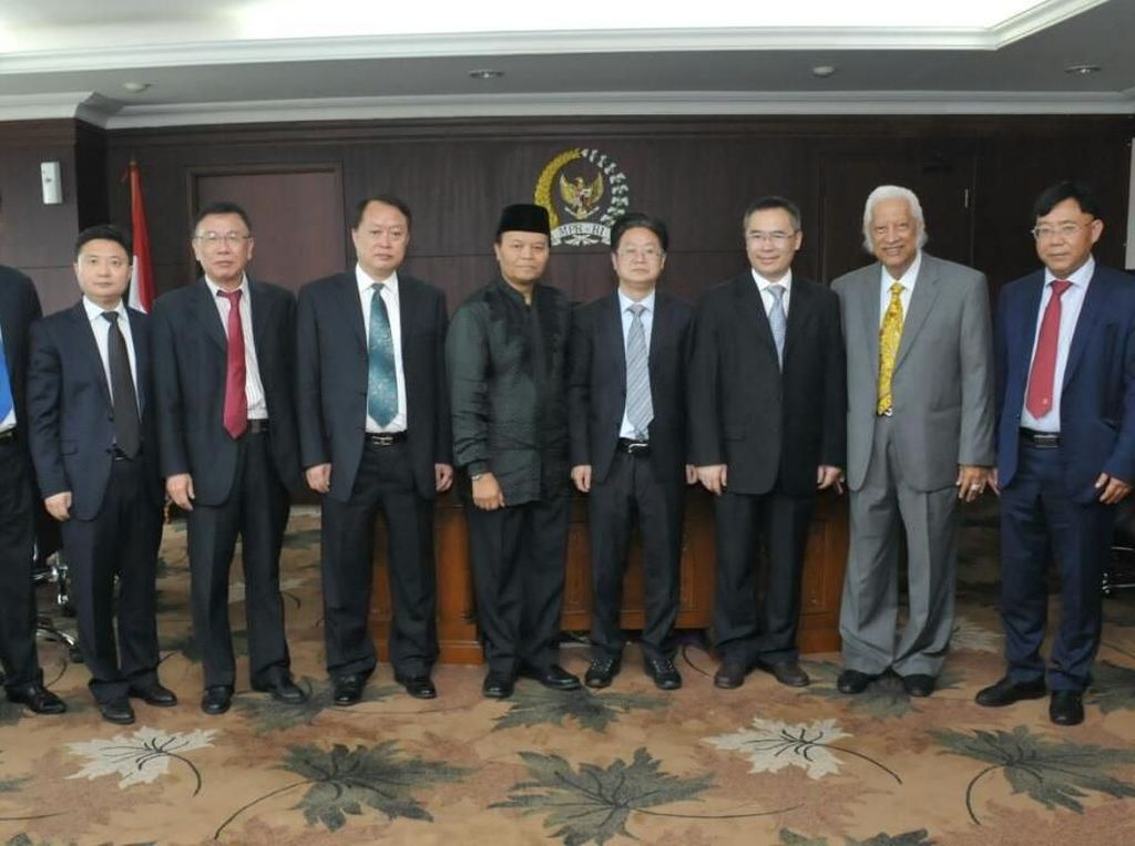 HNW Terima Parlemen Tiongkok, Bahas Investasi hingga Diplomatik HNW Terima Parlemen Tiongkok, Bahas Investasi hingga Diplomatik