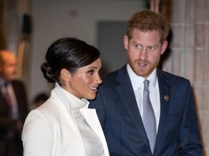 Sisi Lain Hilangnya Gelar Kerajaan Harry-Meghan Markle Sisi Lain Hilangnya Gelar Kerajaan Harry-Meghan Markle