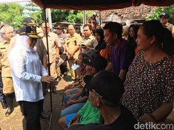 Strategi Khofifah Atasi Banjir Mojokerto, Bangun Tanggul dan Normalisasi