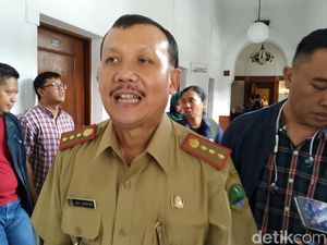 Jadi Tersangka Suap Meikarta, Iwa Karniwa Cuti 3 Bulan Jadi Tersangka Suap Meikarta, Iwa Karniwa Cuti 3 Bulan
