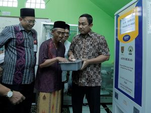 Lewat ATM Beras, Wali Kota Semarang Salurkan Bantuan di Masjid-masjid