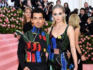 Panggilan Sayang Sophie Turner ke Joe Jonas Bikin Heboh, Apa Namanya? Panggilan Sayang Sophie Turner ke Joe Jonas Bikin Heboh, Apa Namanya?