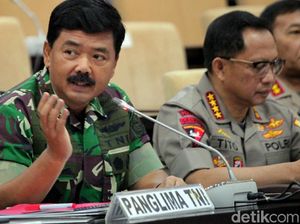 Panglima: TNI Solid Back-up Polri Tangani Perusuh