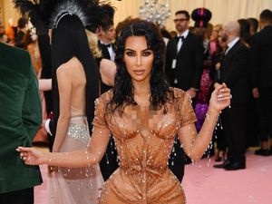 8 Busana Terburuk Selebriti di Met Gala 2019 8 Busana Terburuk Selebriti di Met Gala 2019