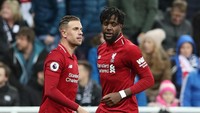 Divock Origi merupakan penyelamat Liverpool saat melawan Newcastle United. Dia menjadi pencetak gol kemenangan. (Foto: Scott Heppell/Reuters)