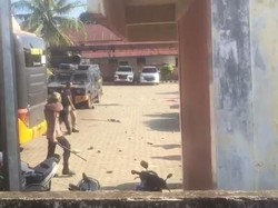 Pleno KPU Empat Lawang Sumsel Ricuh, Polisi Tembakkan Gas Air Mata