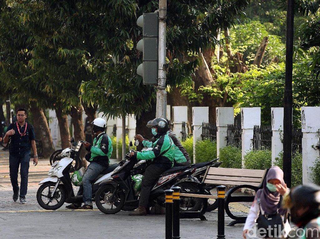Diskon Tarif Ojol Bakal Diatur Pemerintah Diskon Tarif Ojol Bakal Diatur Pemerintah